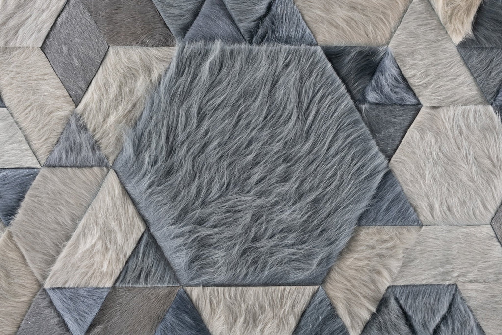 Shatter / Hide Rug / 17046