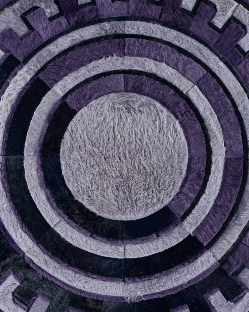 Moderne / Hide Rug / 17808