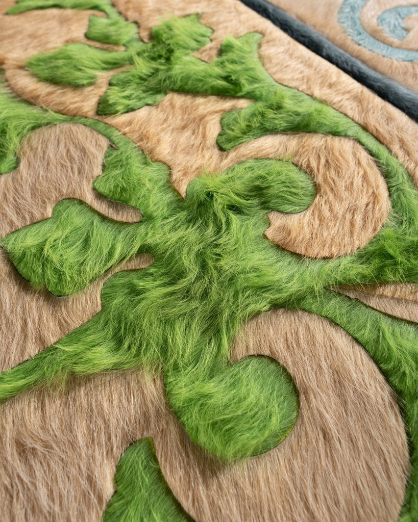 Savonnerie / Hide Rug / 16002