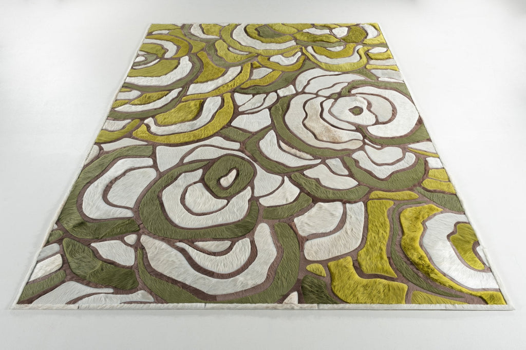 Bloom / Hide Rug / 15983