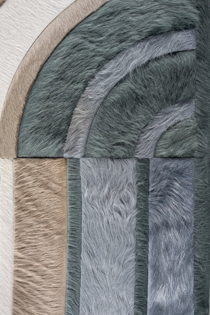 Meridian / Hide Rug / 15696