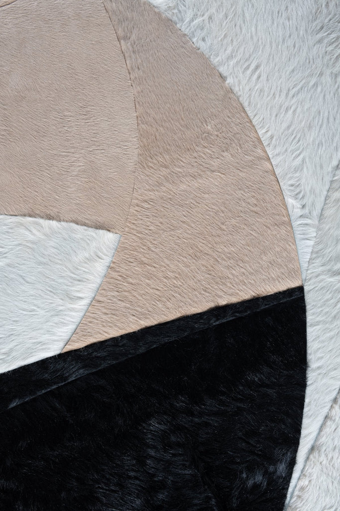 Luna / Hide Rug / 16253