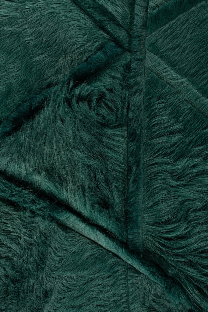 Silhouette / Hide Rug / 16660