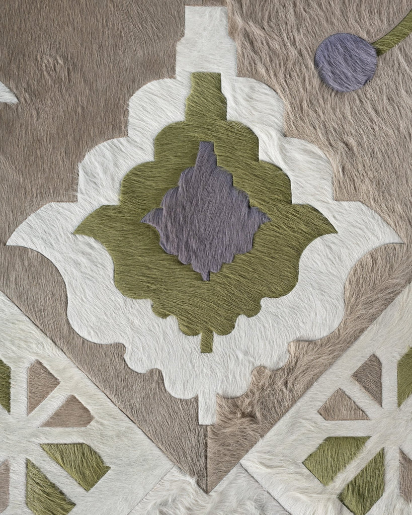 Windrose / Hide Rug / 17154