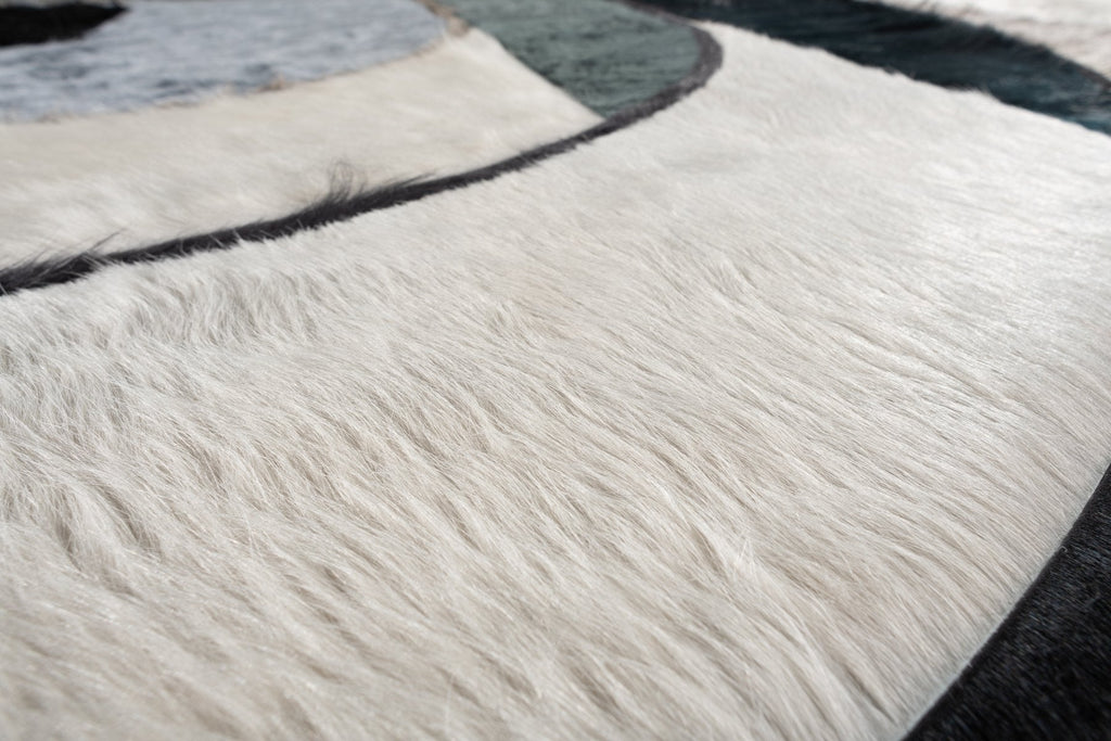 Custom / Hide Rug / 16719