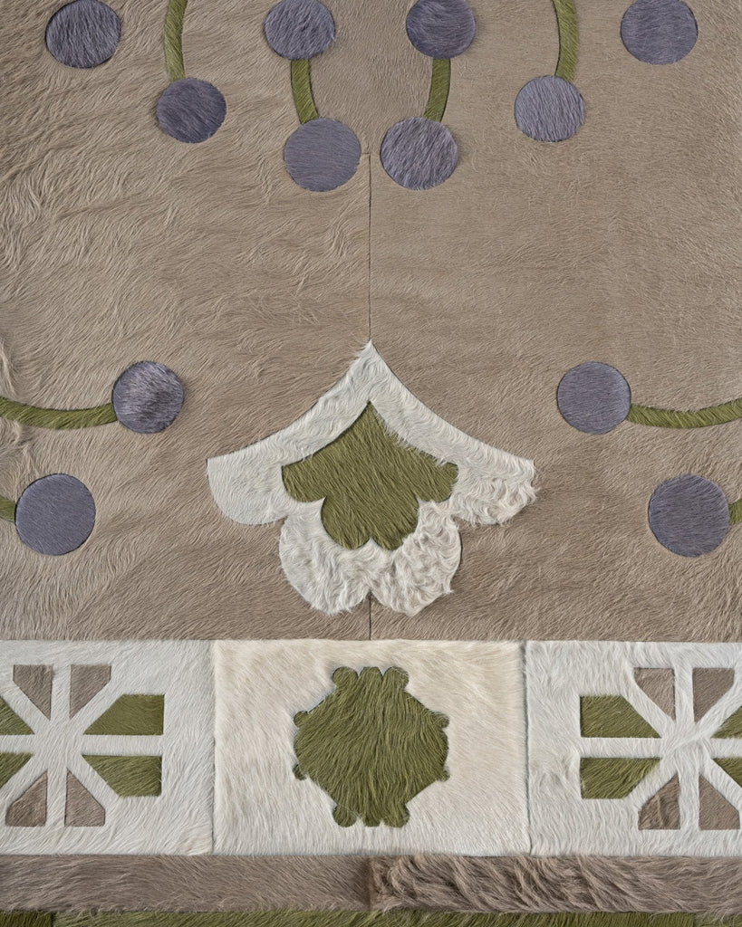 Windrose / Hide Rug / 17154