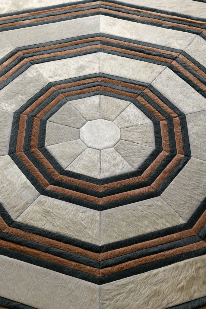 Cannes / Hide Rug / 13116