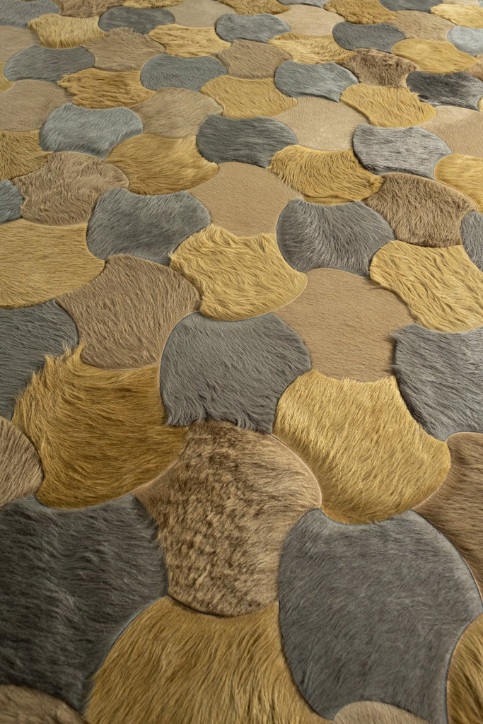Leigh / Hide Rug / 13327