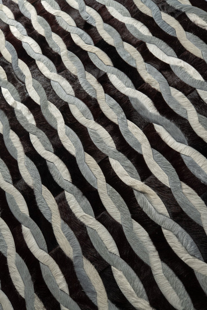 Soothe / Hide Rug / 13649