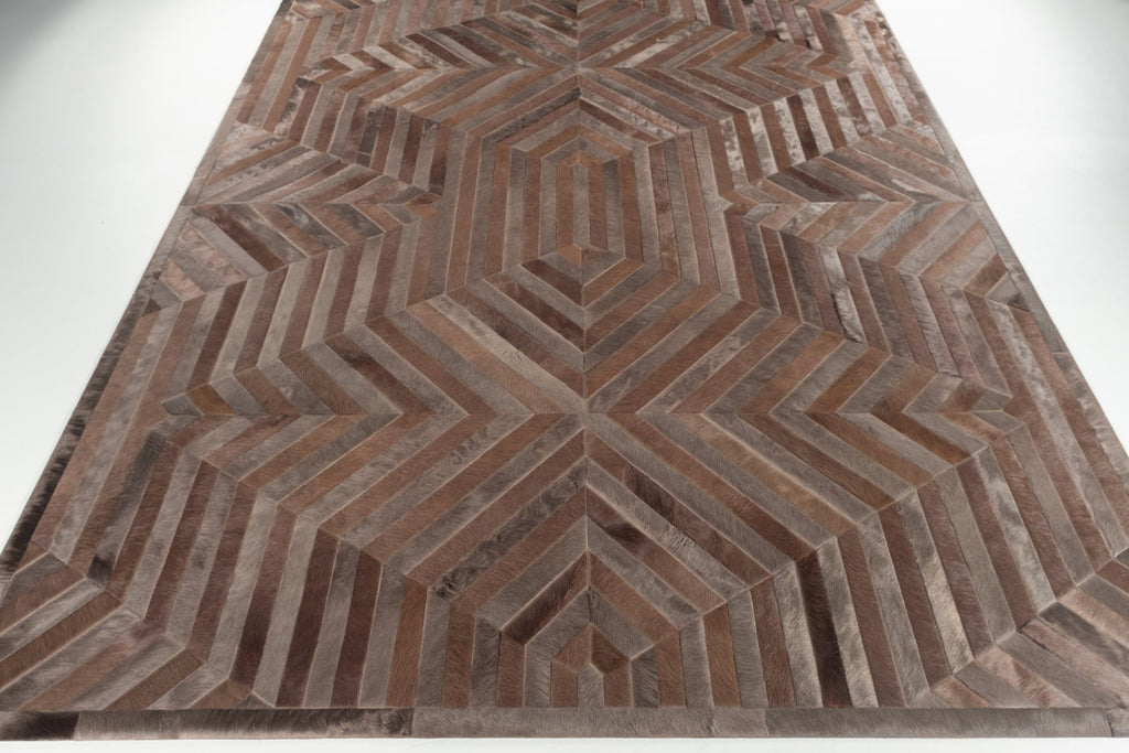 Ricochet / 10ft 2in x 8ft 2in / 00947