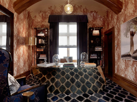 DeSousa Hughes / Flaunt / Office