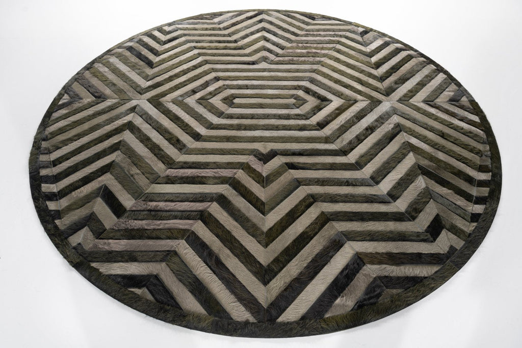 Ricochet / Hide Rug / 15724