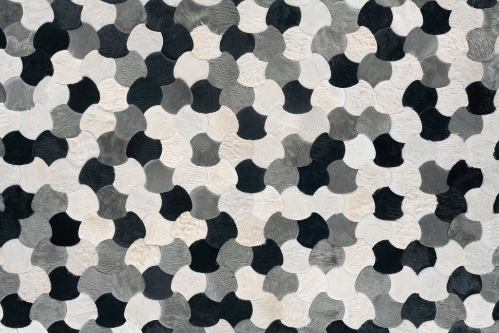 Leigh / Hide Rug / 15896