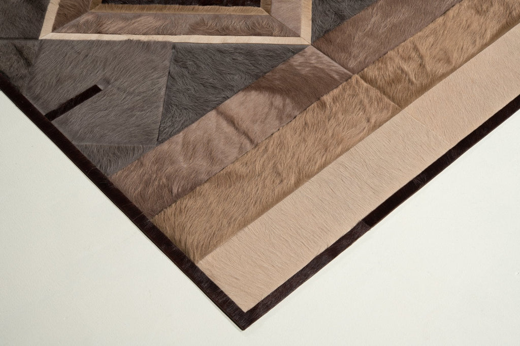 Custom / Hide Rug / 14308