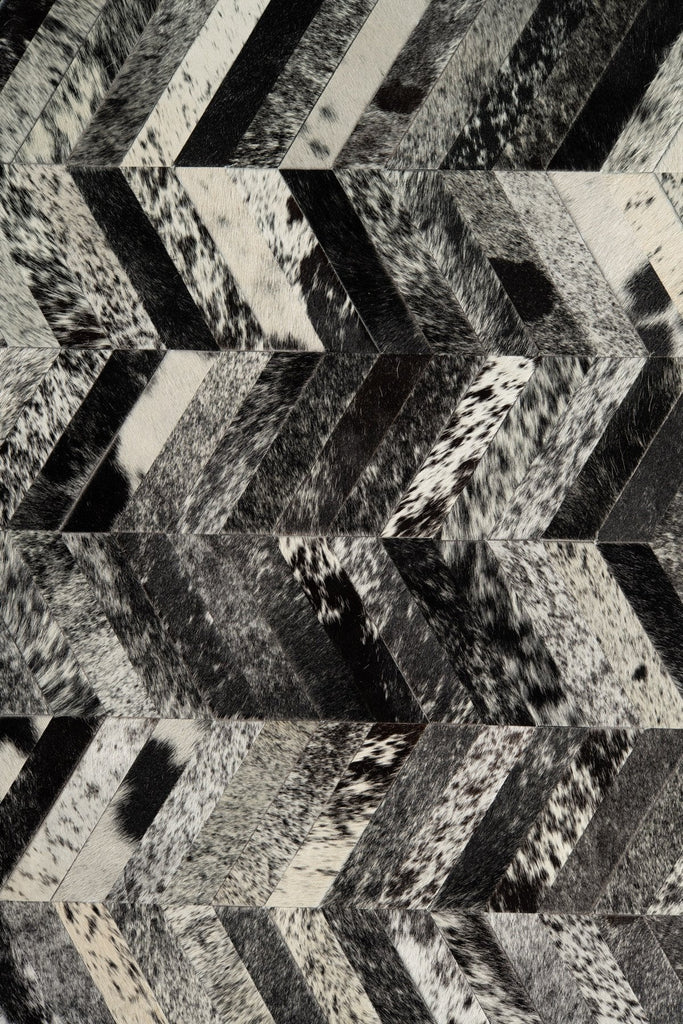 Mr Crowley / Hide Rug / 14333