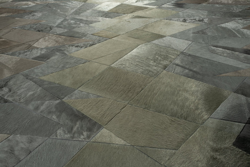 Upward / Hide Rug / 14337