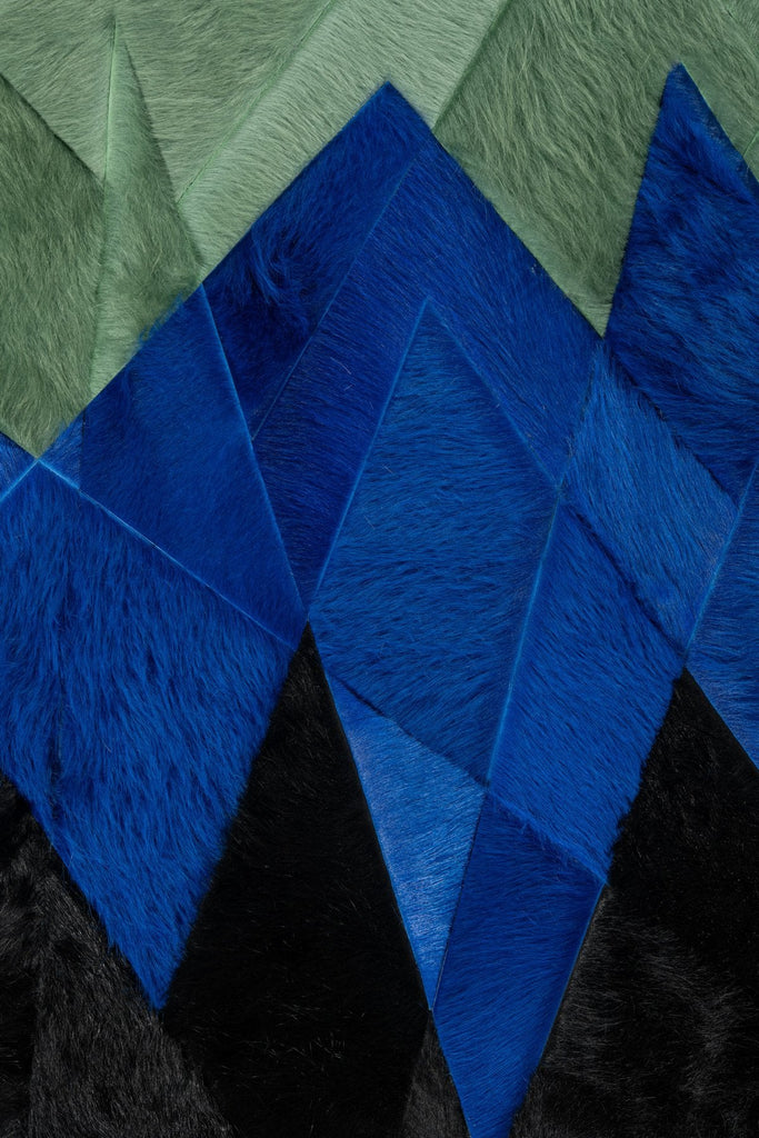 Upward / Hide Rug / 14682