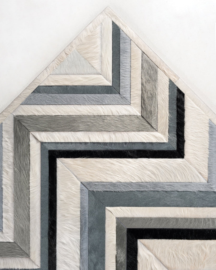 Custom / Hide Rug / 18381
