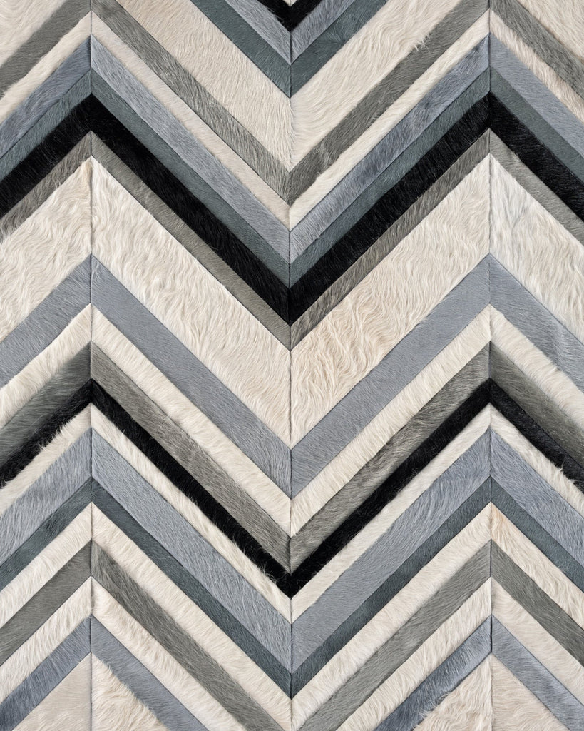 Custom / Hide Rug / 18381