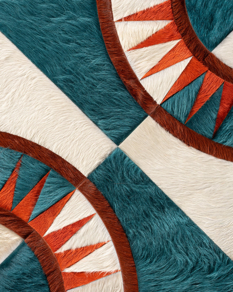 Compass / Hide Rug / 19204