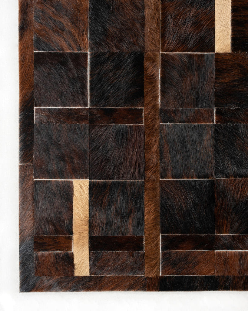 Crossfire / Hide Rug / 18638