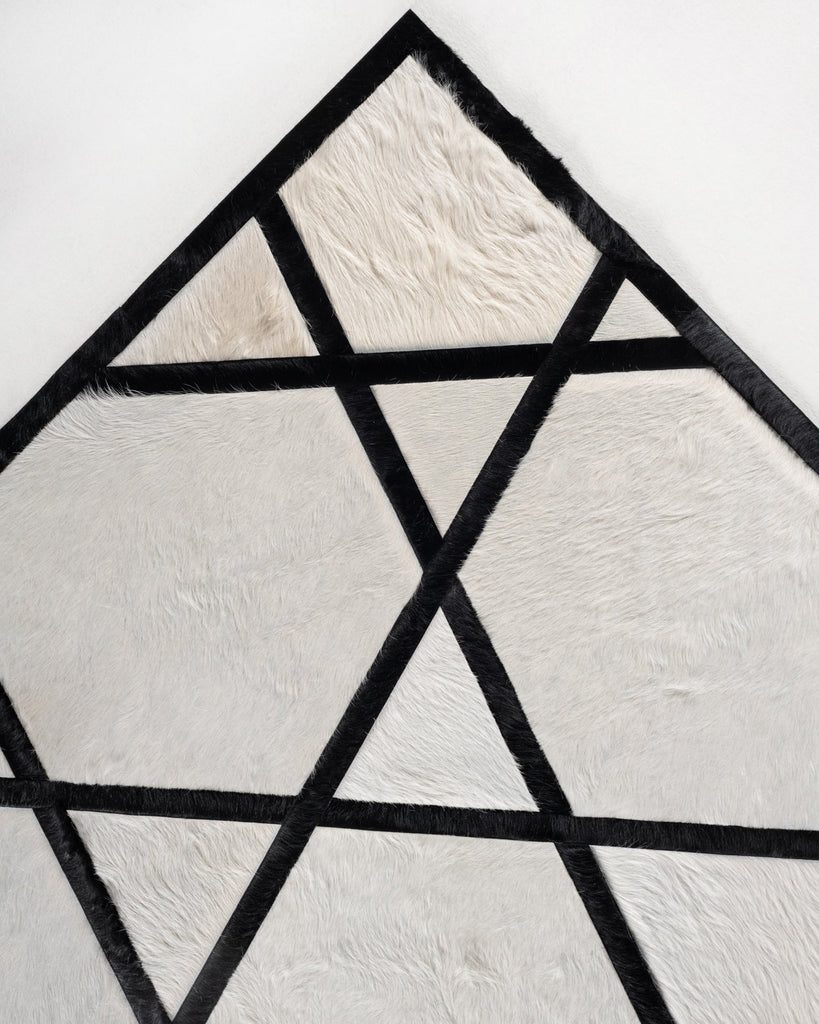 Runway / Hide Rug / 19377