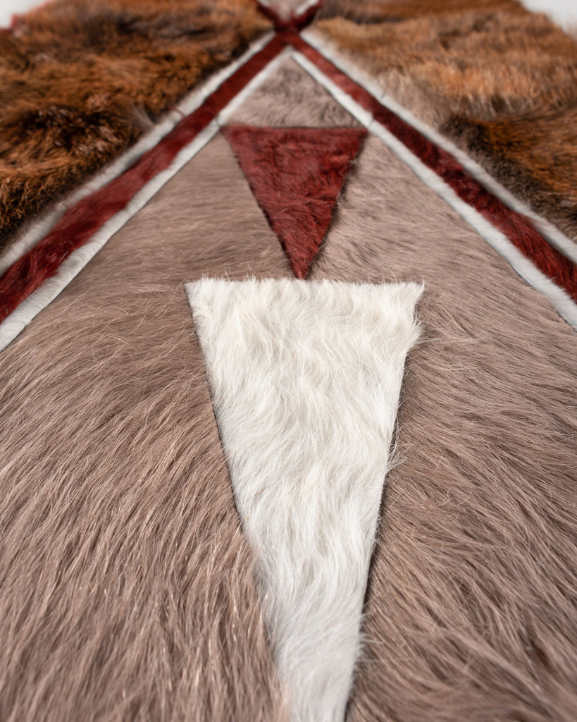 Custom / Hide Rug / 18629