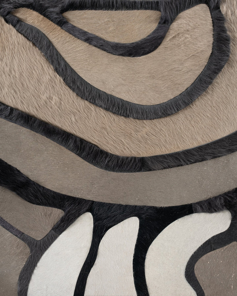 Bloom / Hide Rug / 18677