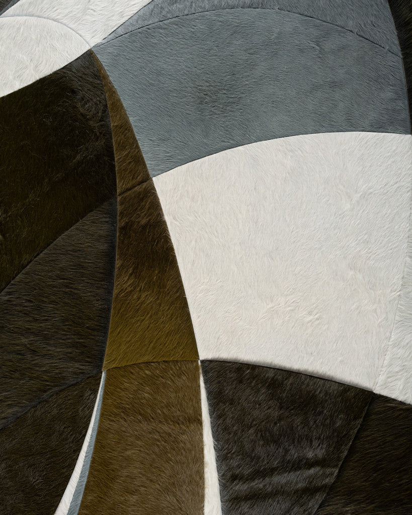 Luna / Hide Rug / 19283