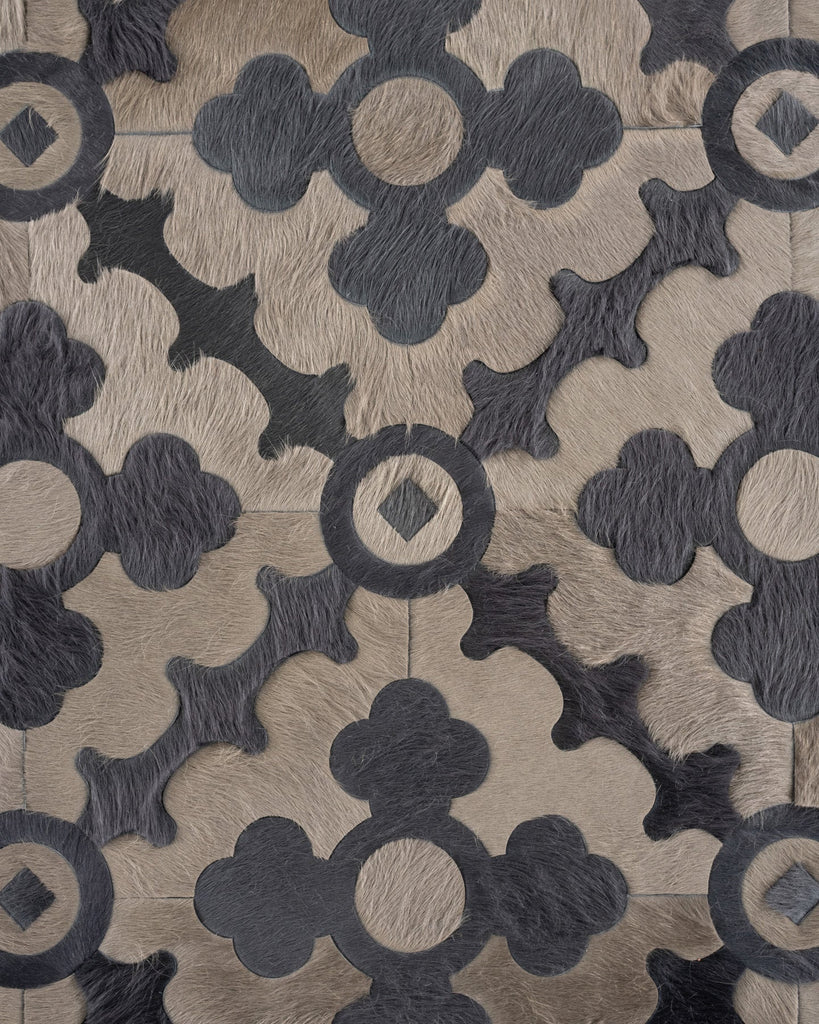Empire / Hide Rug / 18459