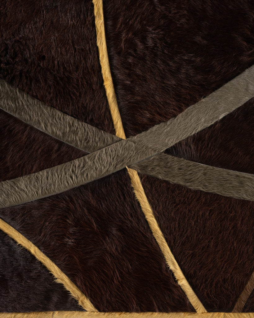 Silhouette / Hide Rug / 19315