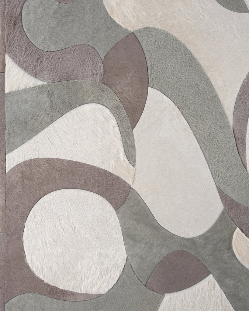 Lucid / Hide Rug / 19645