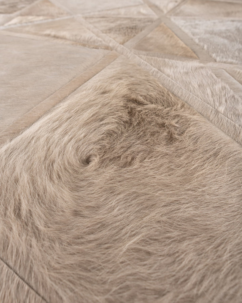 Runway / Hide Rug / 19883