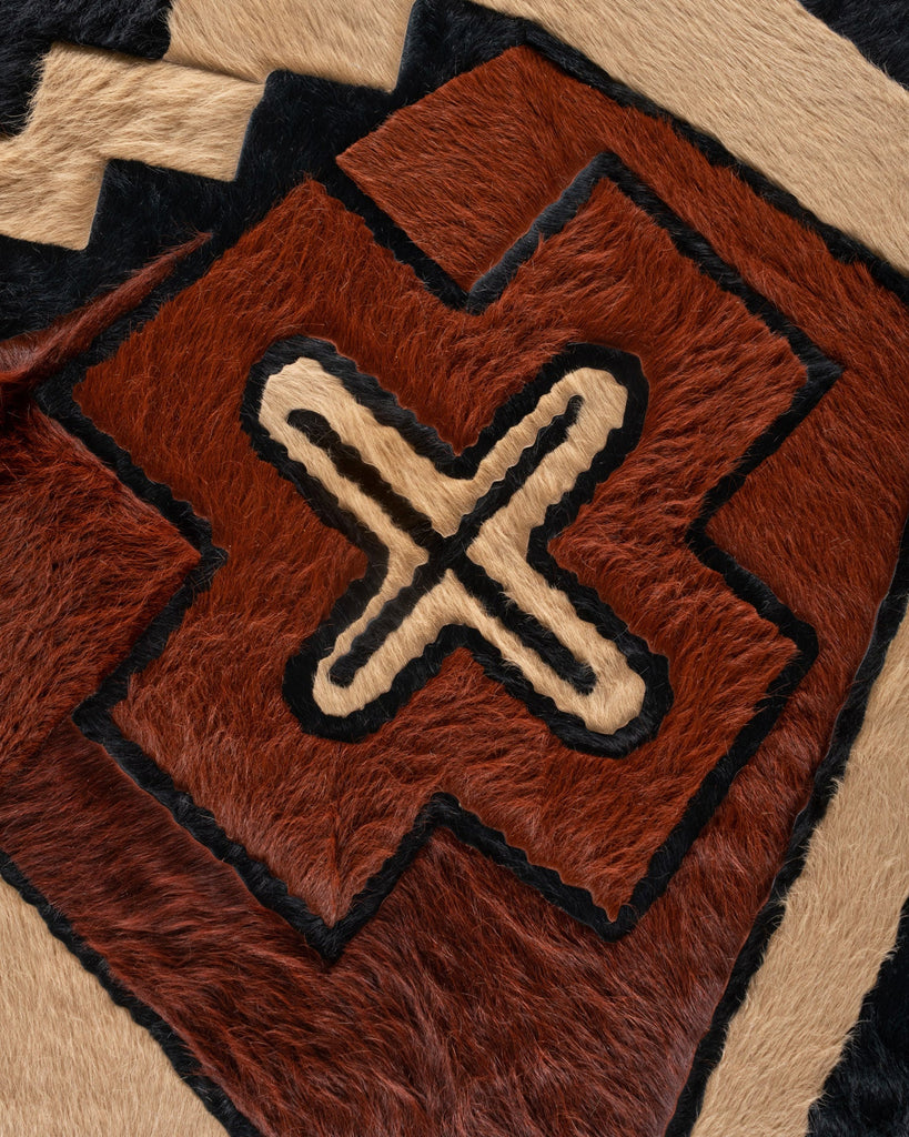 Custom / Hide Rug / 19656