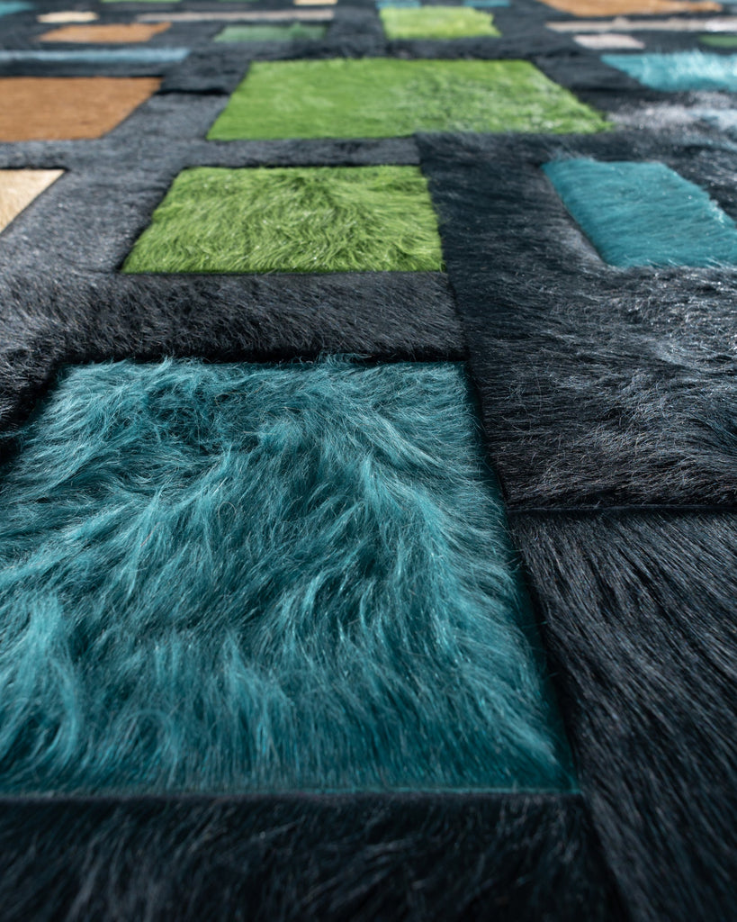 Custom / Hide Rug / 17187