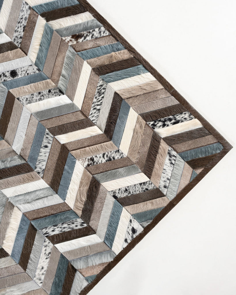 Mr Crowley / Hide Rug / 17938