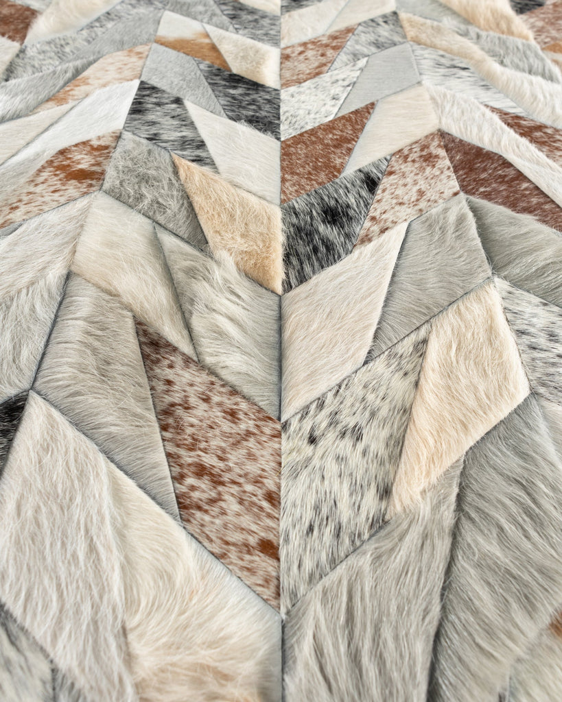 Lance / Hide Rug / 20381