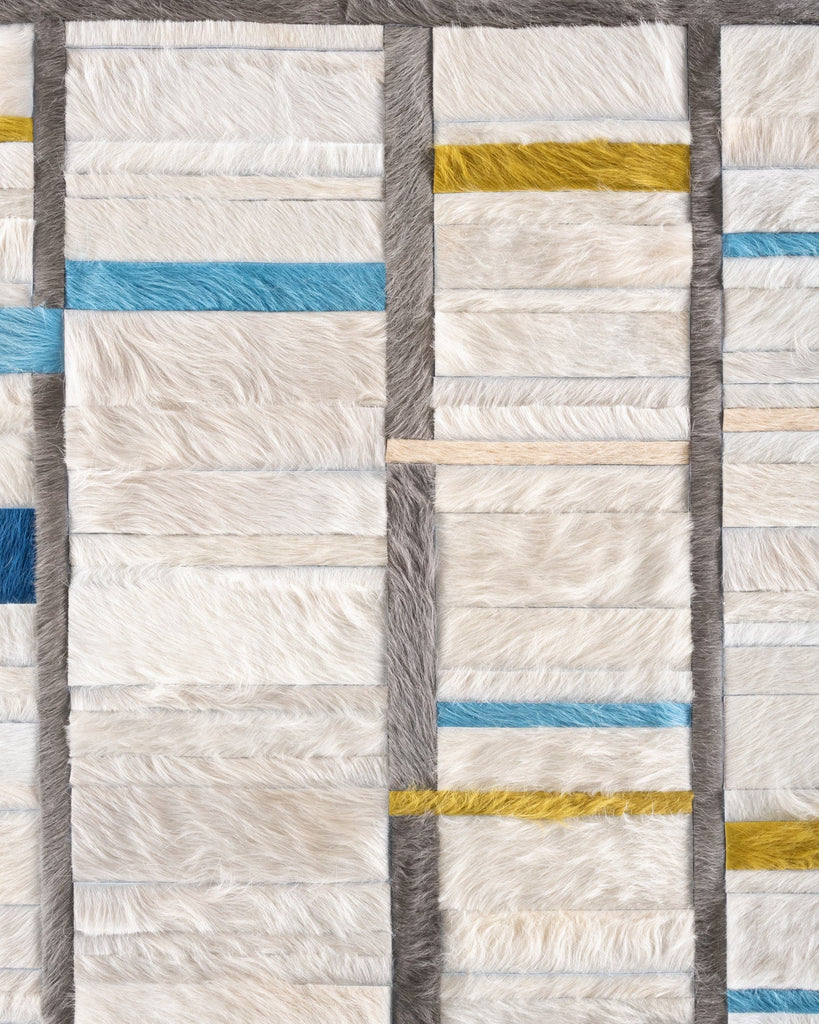 Four Seasons / Hide Rug / 20478