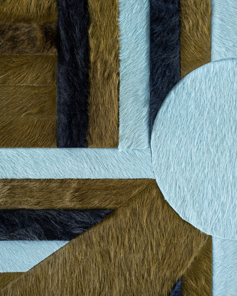 Atlas / Hide Rug / 20483