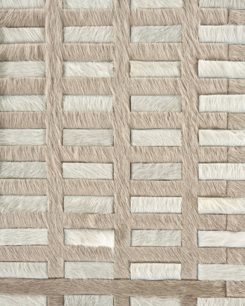 Custom / Hide Rug / 20552