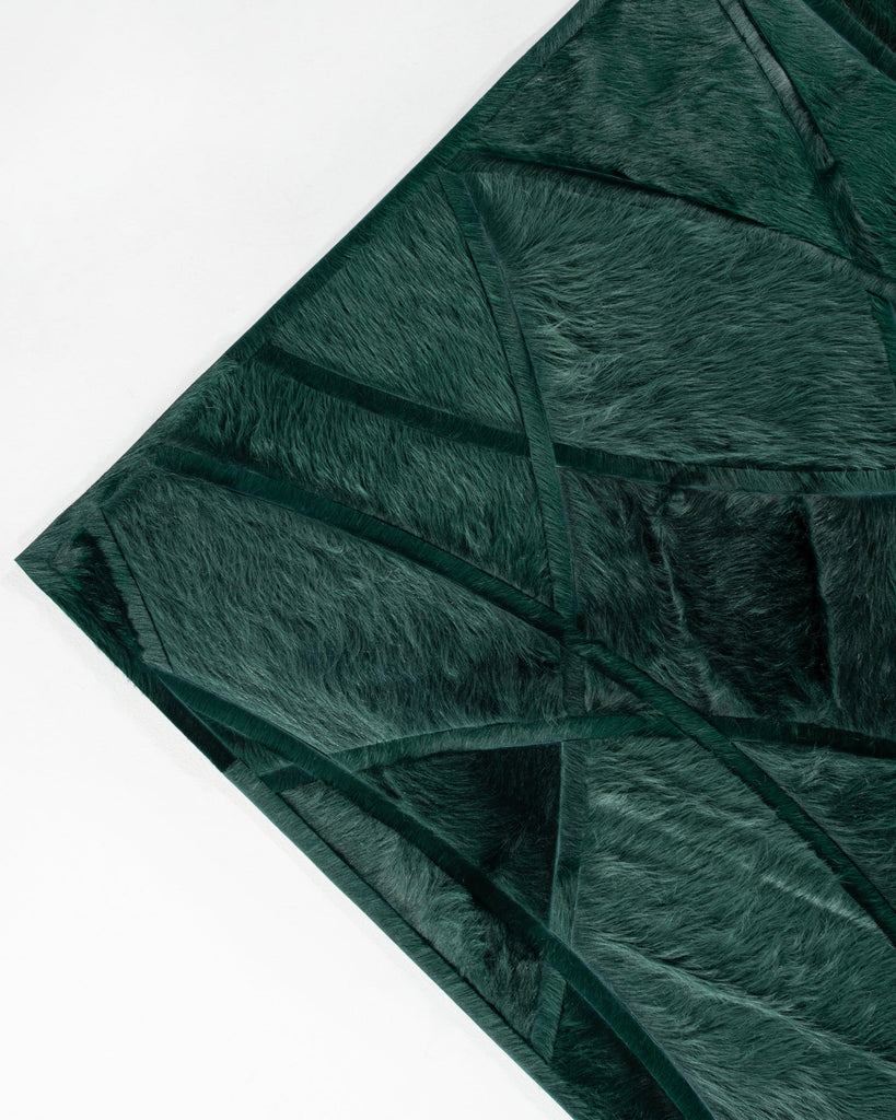 Silhouette / Hide Rug / 18196