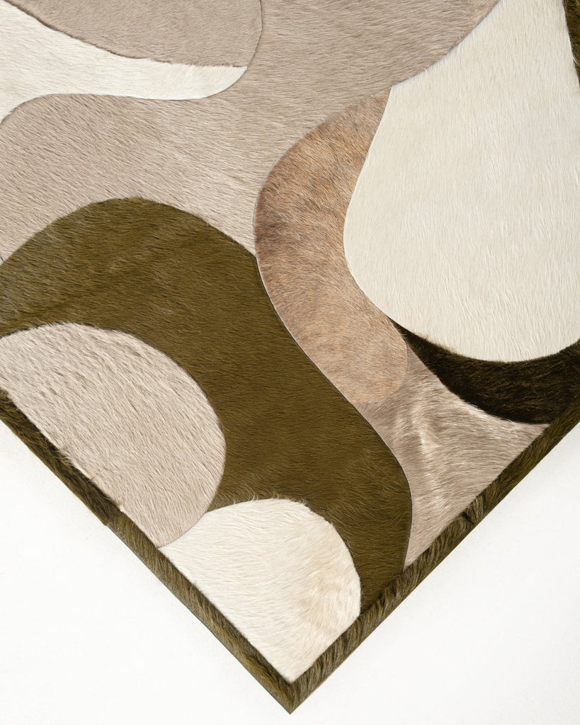 Lucid / Hide Rug / 20441