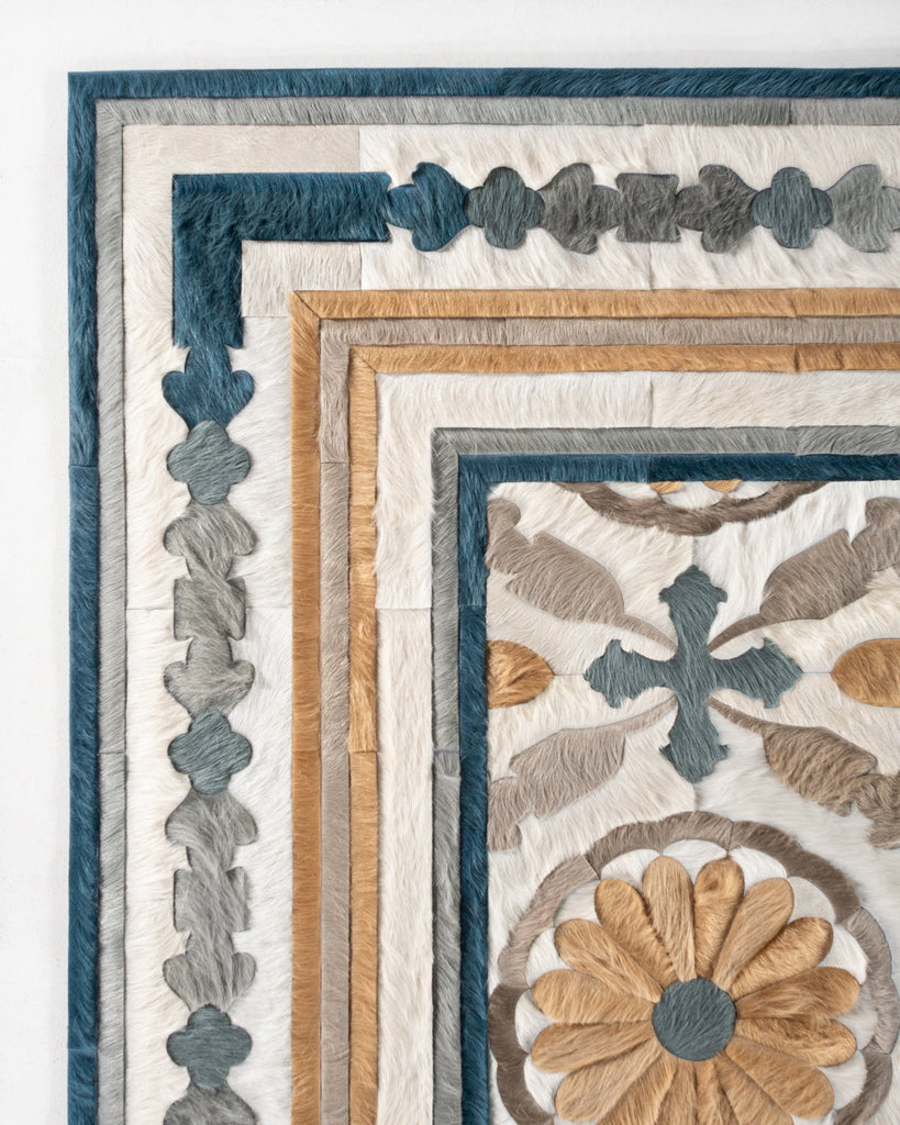 Aubusson / Hide Rug / 18329