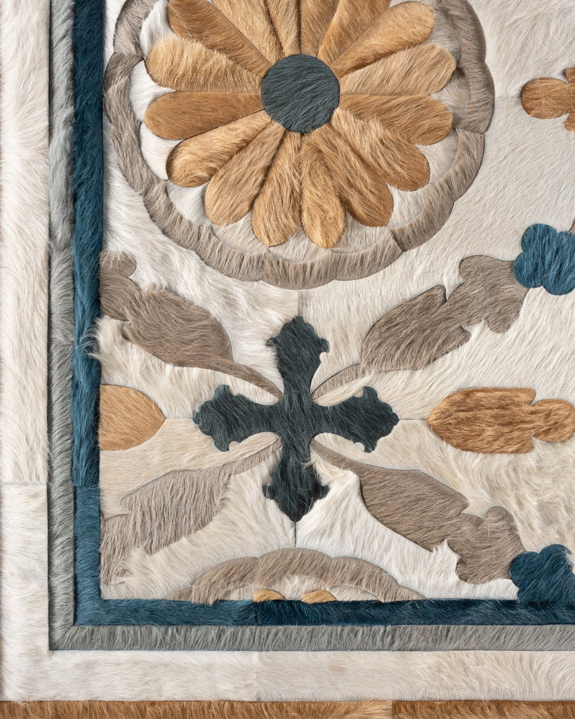 Aubusson / Hide Rug / 18329