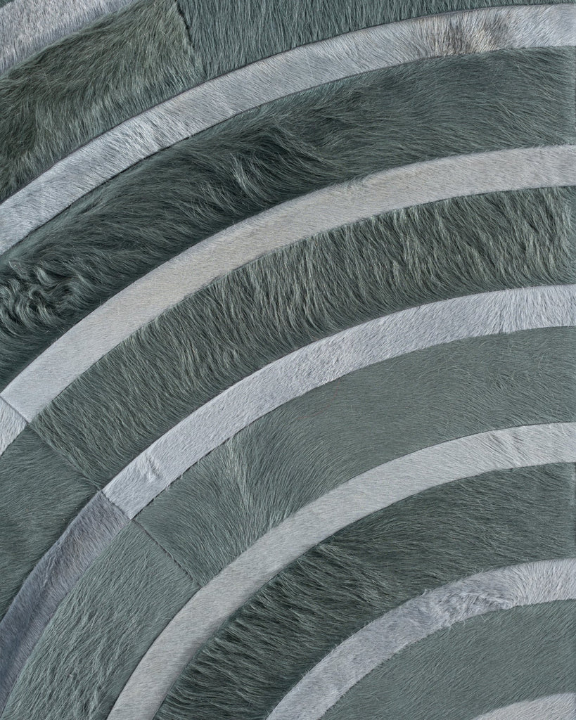 Equinox / Hide Rug / 18585