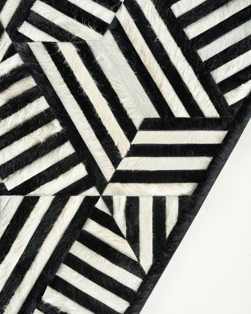 Custom / Hide Rug / 20259