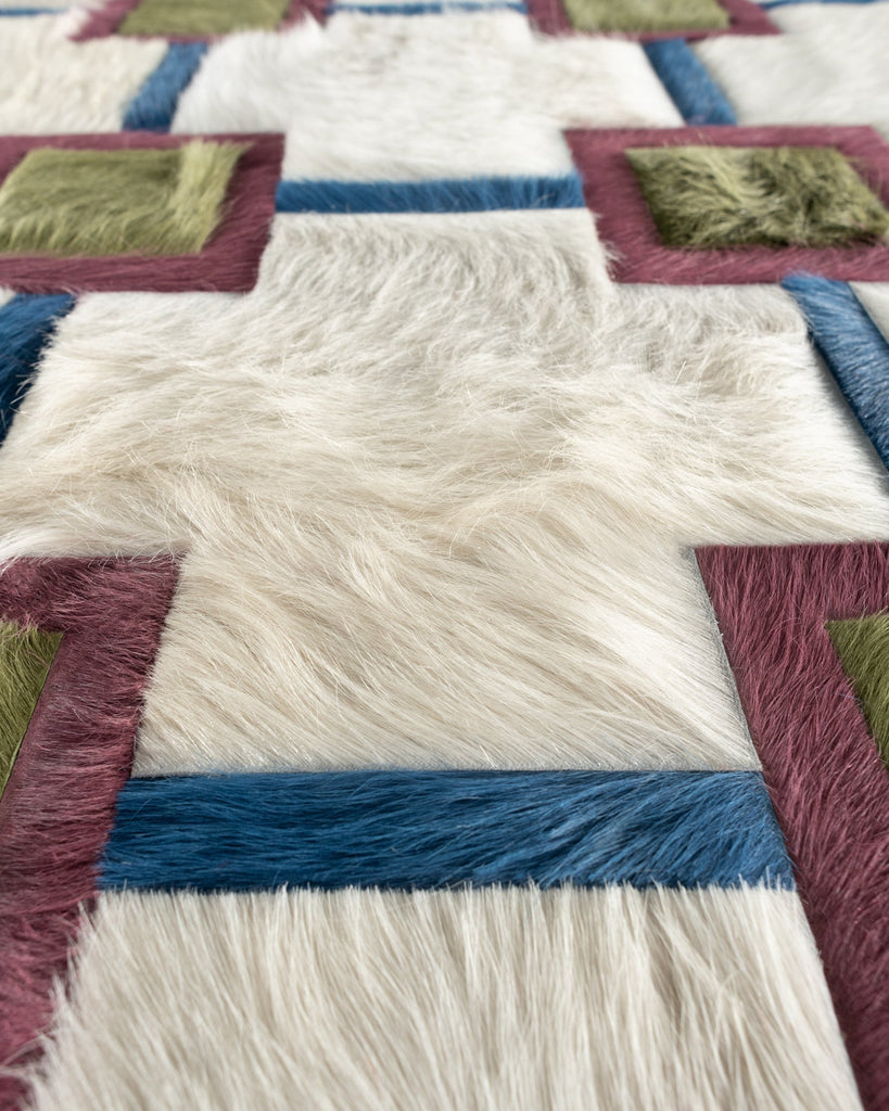 Glamorous / Hide Rug / 20747