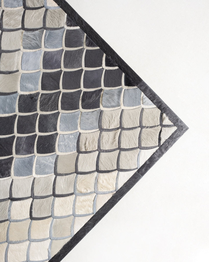 Slither / Hide Rug / 16416