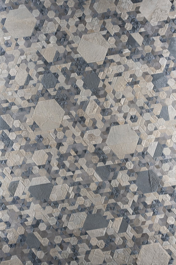 Shatter / Hide Rug / 17046
