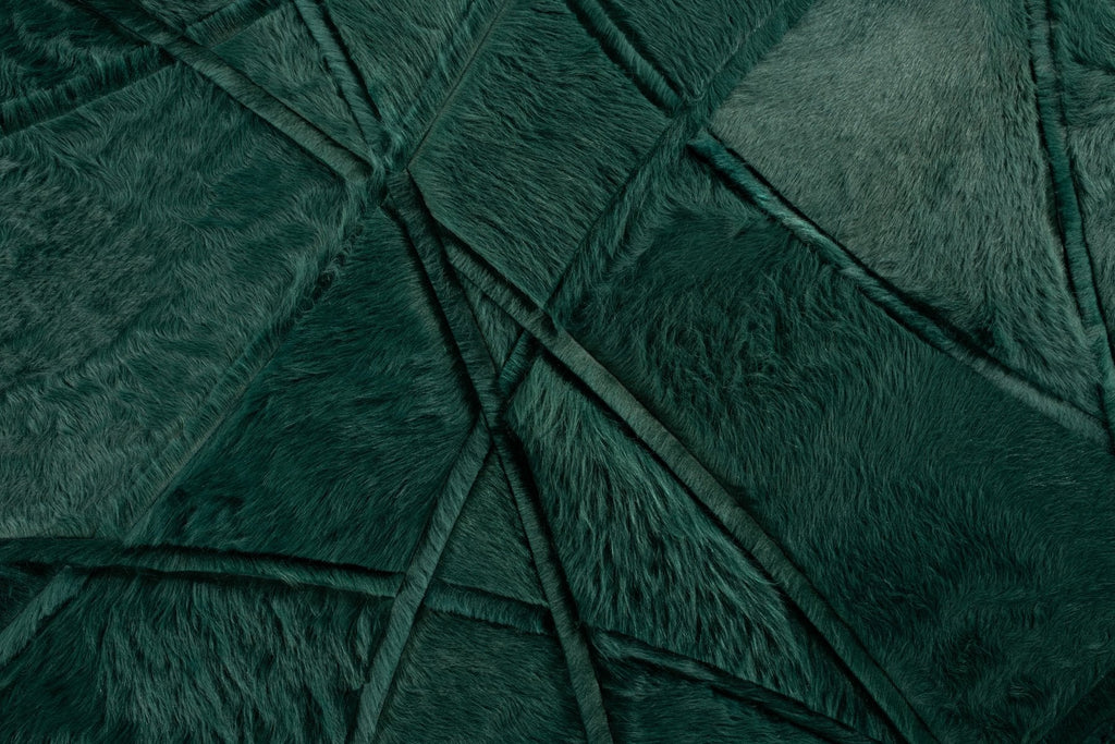 Silhouette / Hide Rug / 16660